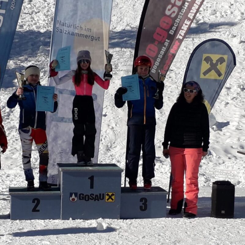 Siegerehrung Skifahrer Kathegorie Mädchen