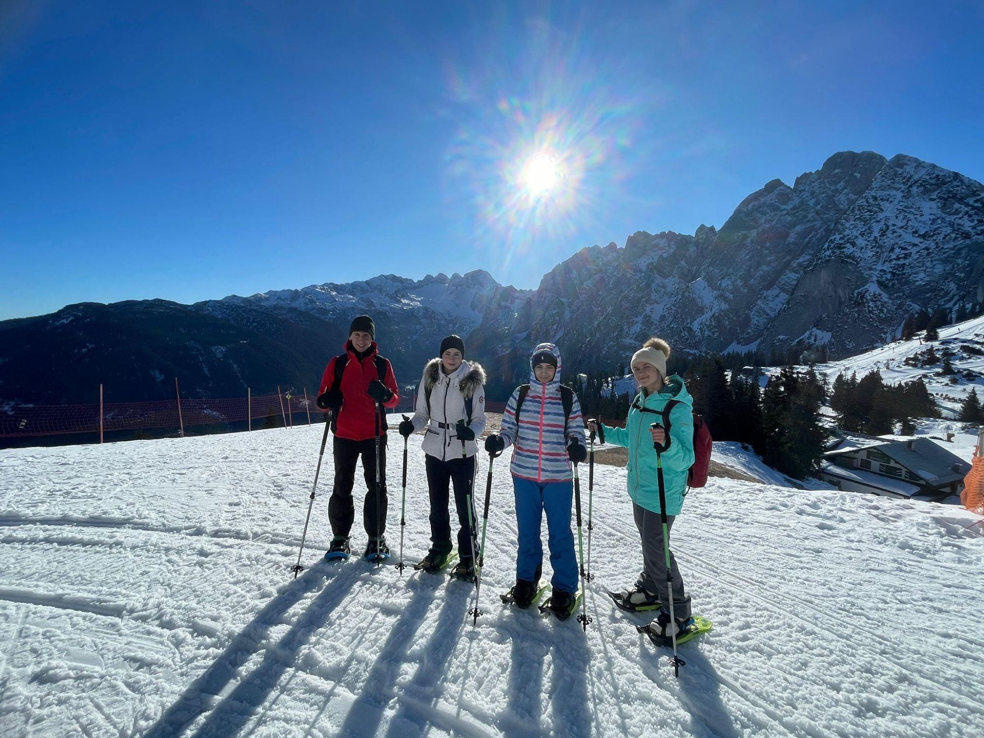 Skitag in Gosau - Skifahren bei Sonnenschein