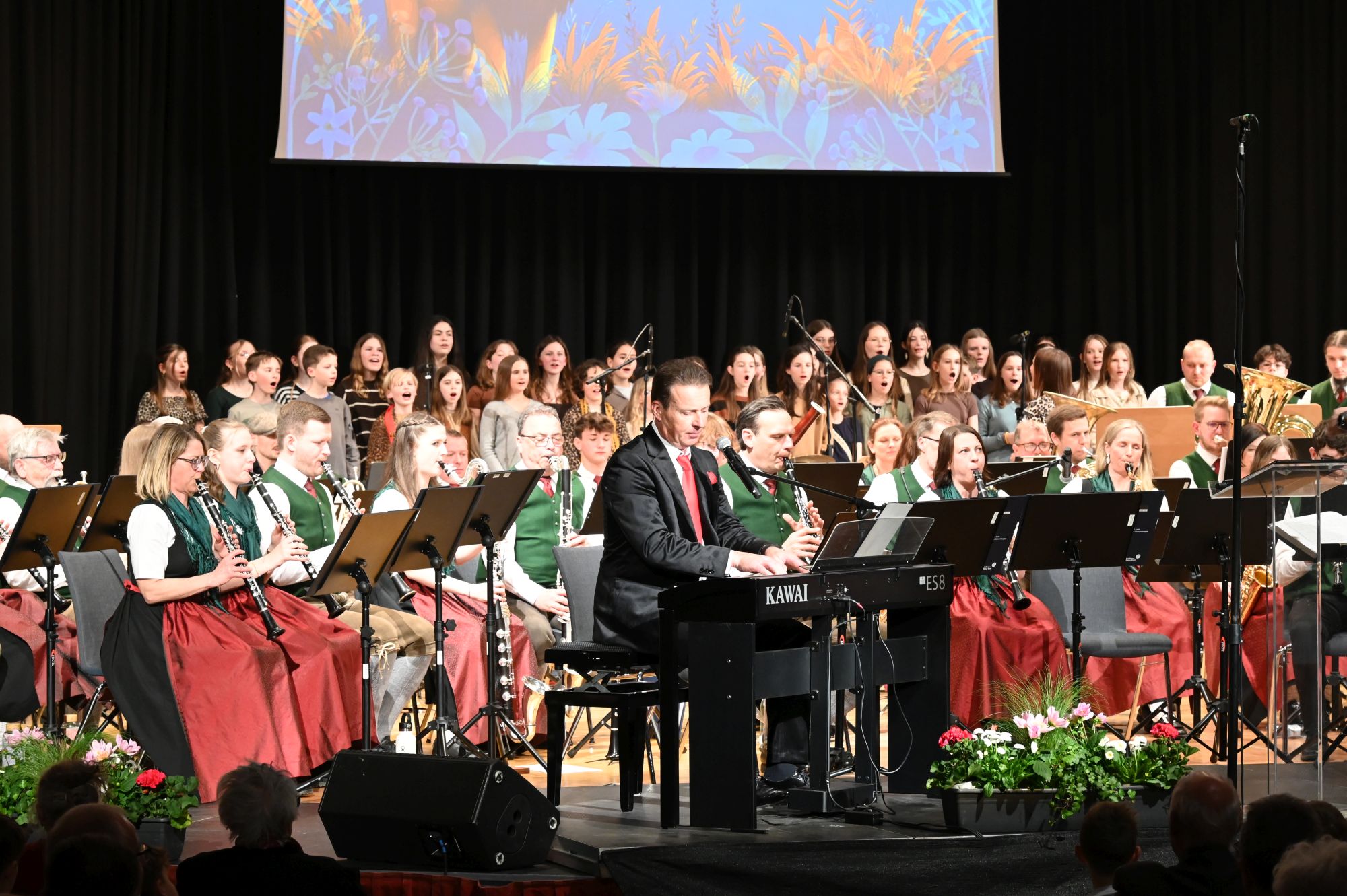 Chor des BRG Schloss Traunsee beim AuftOrchester Fr&uuml;hjahrskonzert des MV Pinsdorf